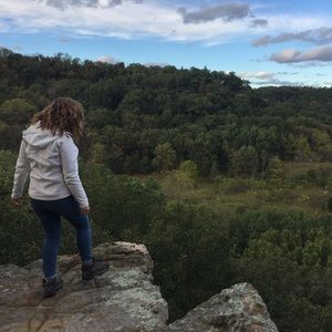 Meet your Posher, Bea